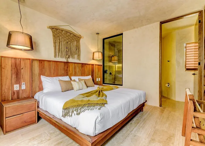 Eterna Hotel 4*